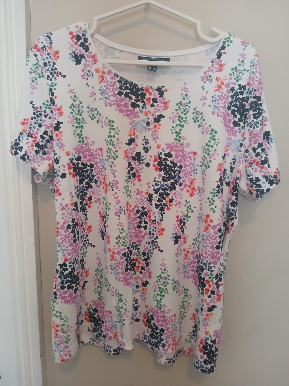 Karen Scott Floral Dot Crewneck Tee Shirt